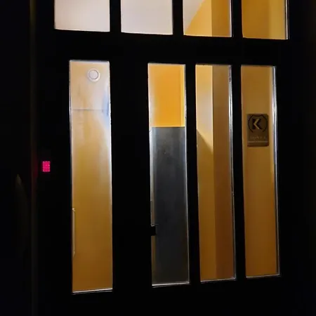 Pod 12 Apartment *