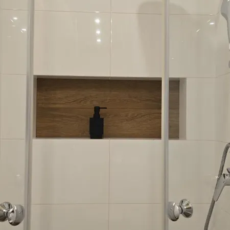 Apartment Pod 12